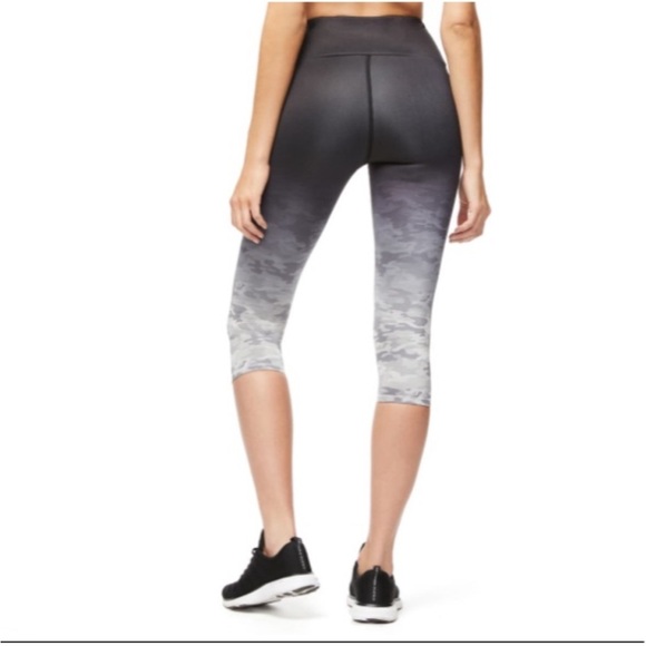 Good American Ombré Cropped Leggings XL - Picture 2 of 8